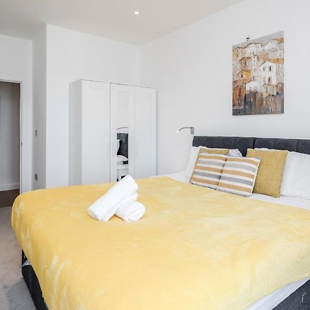 Top Floor Luxury 2 Bedroom St Albans Apartment - Free Wifi Екстер'єр фото