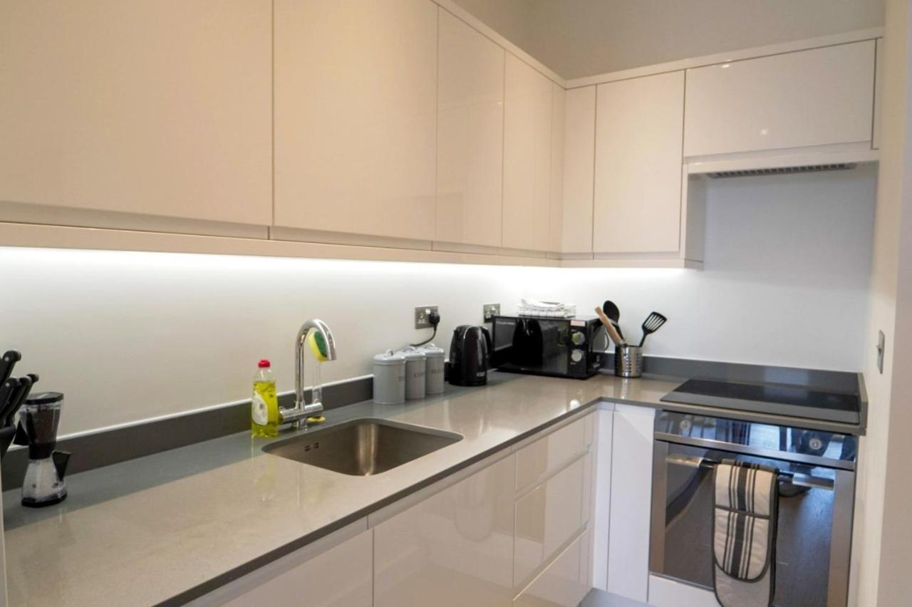 Top Floor Luxury 2 Bedroom St Albans Apartment - Free Wifi Екстер'єр фото